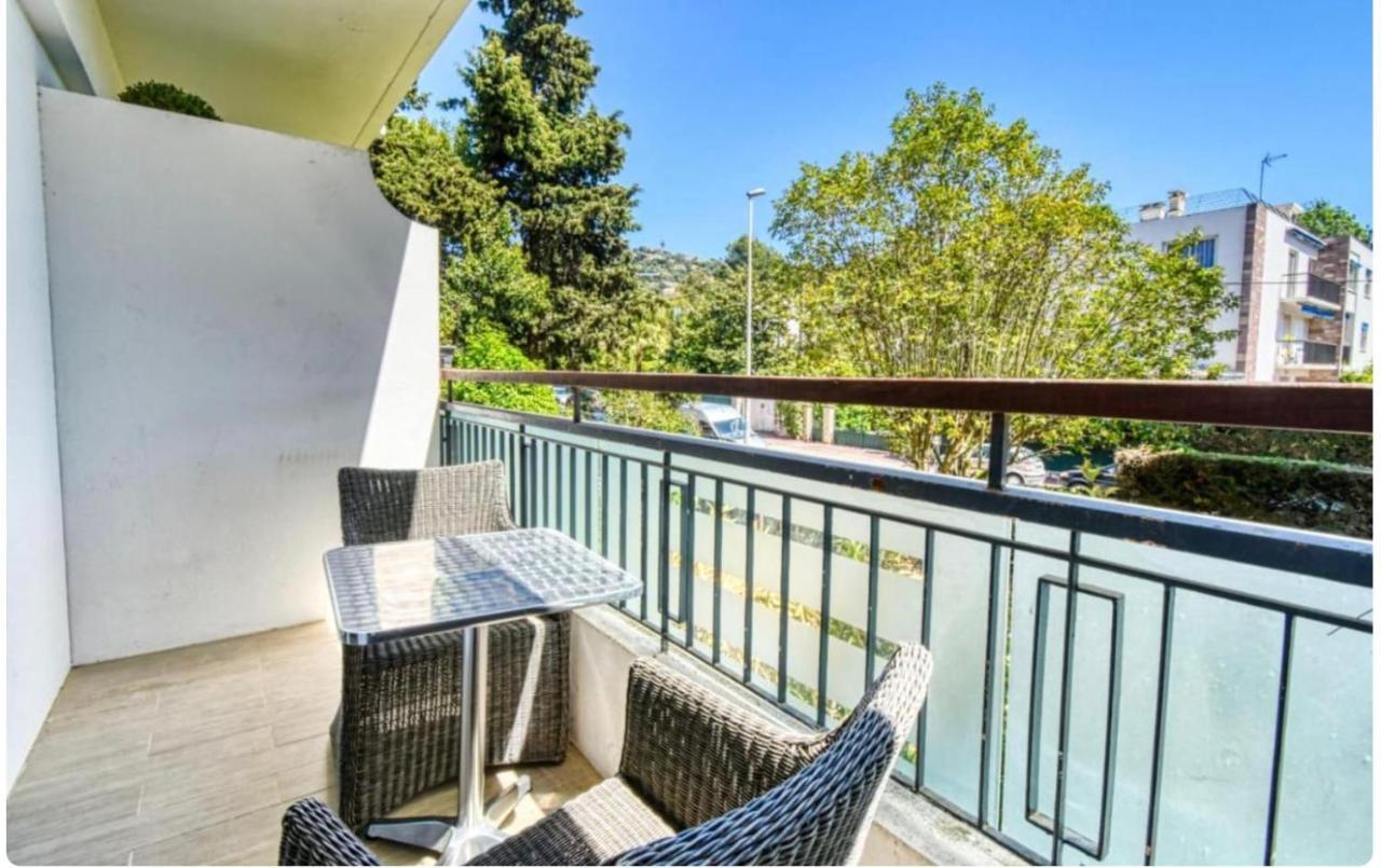 Superbe Studio Lumineux Sur Cannes Avec Terrasse ! A Quelques Minutes De La Celebre Rue D'Antibes ! エクステリア 写真