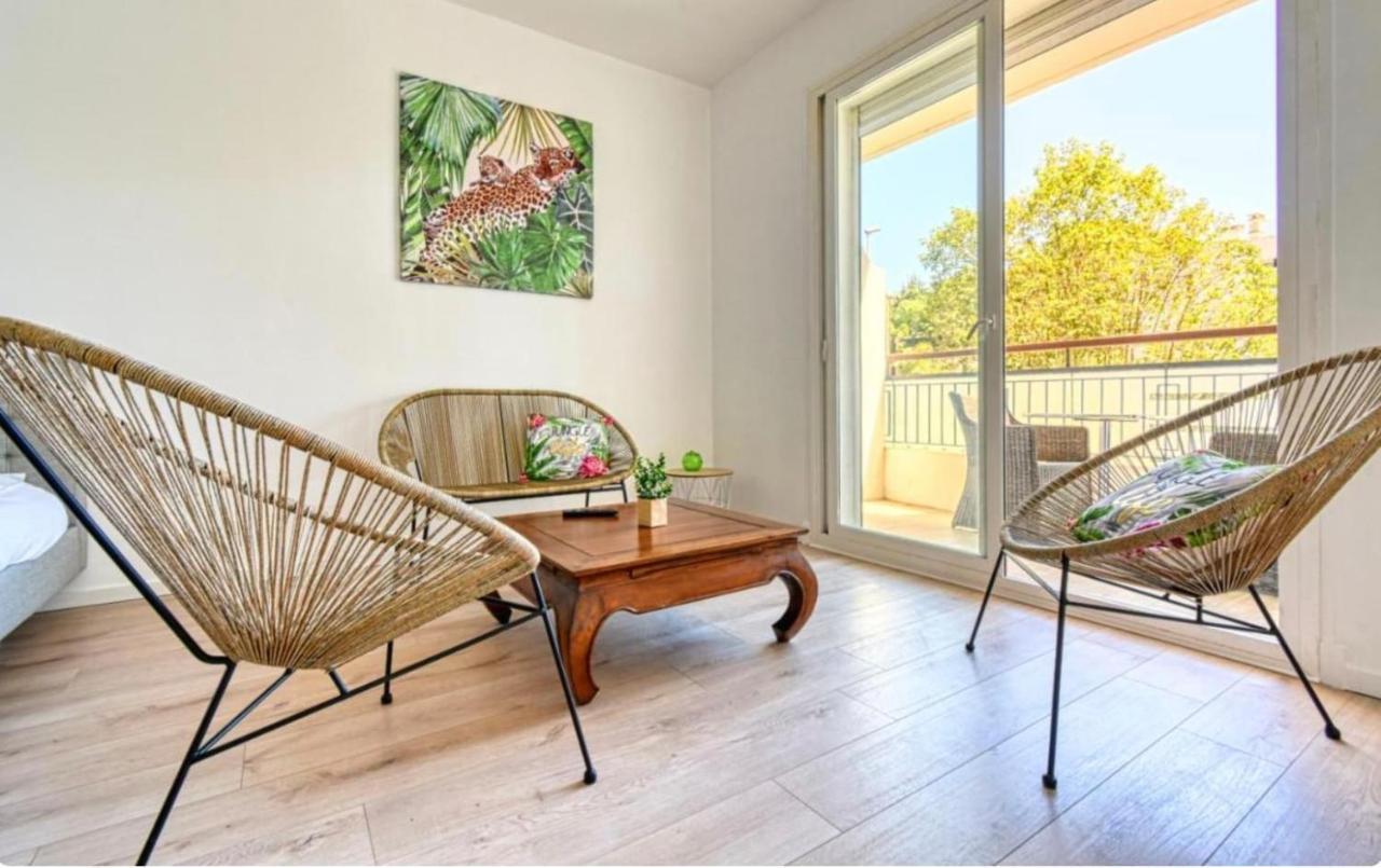 Superbe Studio Lumineux Sur Cannes Avec Terrasse ! A Quelques Minutes De La Celebre Rue D'Antibes ! エクステリア 写真